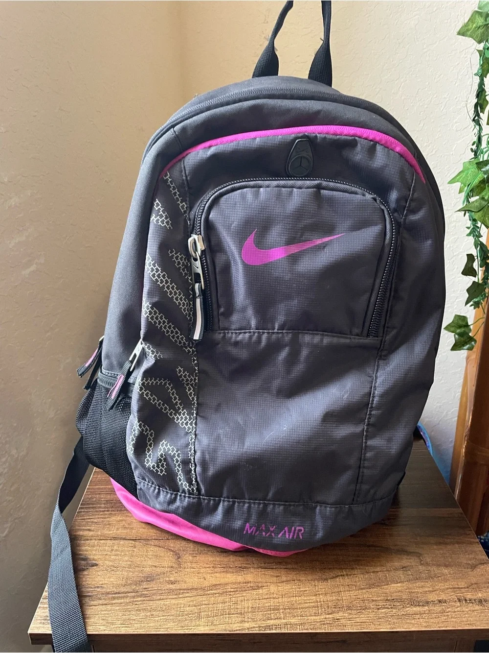 Nike Black Max Air Backpack with Padded Shoulder Straps